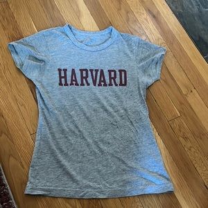 Harvard t-shirt